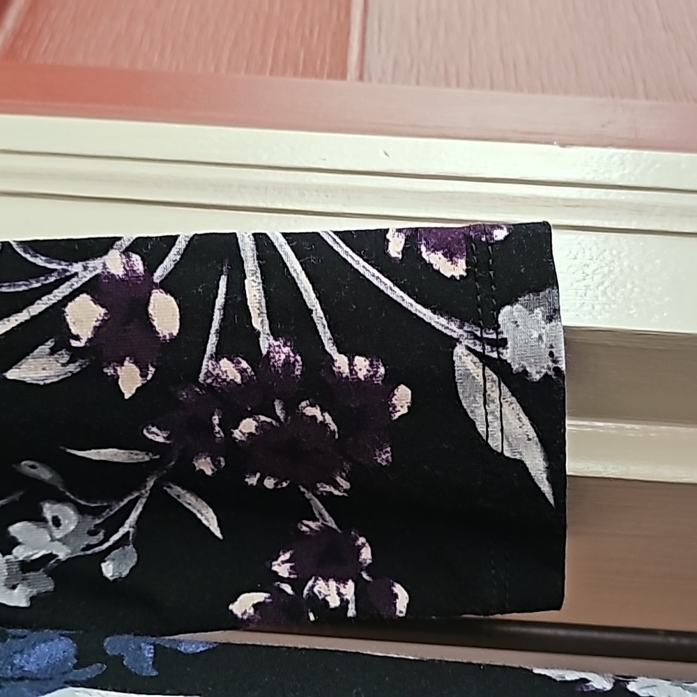 Loft Dress - Picture 6 of 16